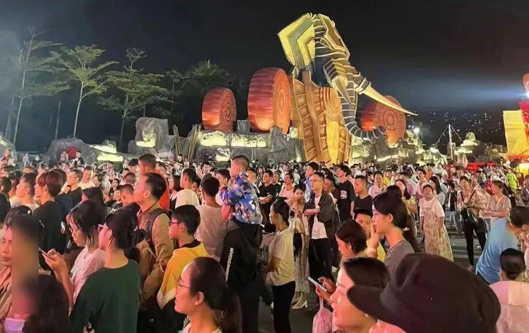 关于赛地聚焦——欧超杯今晚热度飙升；山东泰山伤情更新；话题不断；轮换策略成焦点的信息